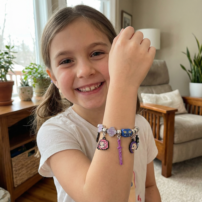 Bracelet-wearing photo displayed with the source listing's Linda T. testimonial