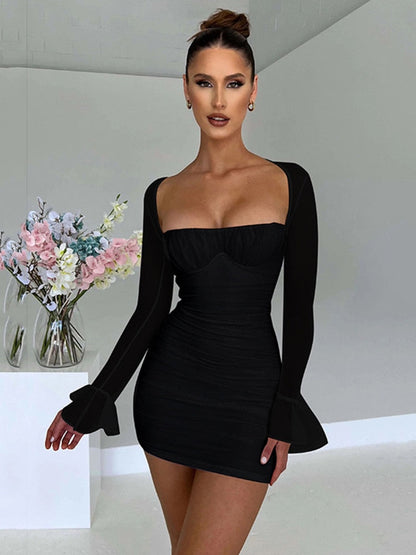 Long Sleeve Sweetheart Neckline Mini Dress