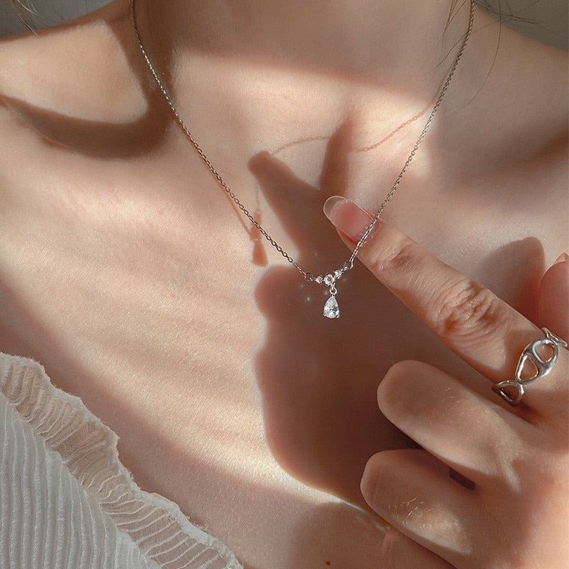 Sparkling Clavicle Chain Choker Necklace