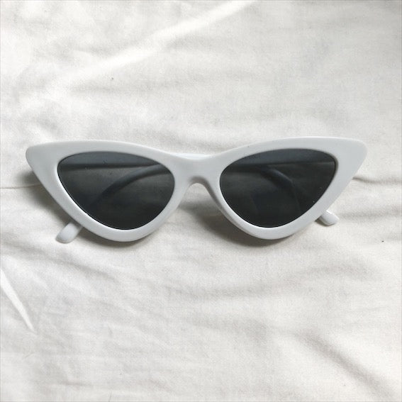 Mona Sunglasses - White